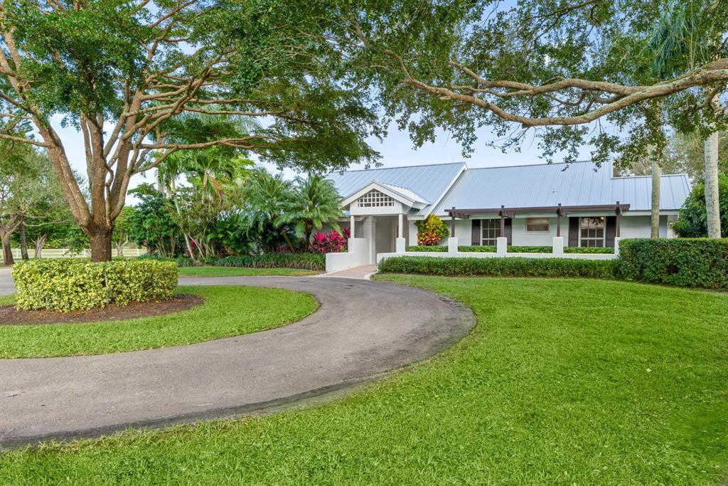 PALM BEACH POINT - Residential