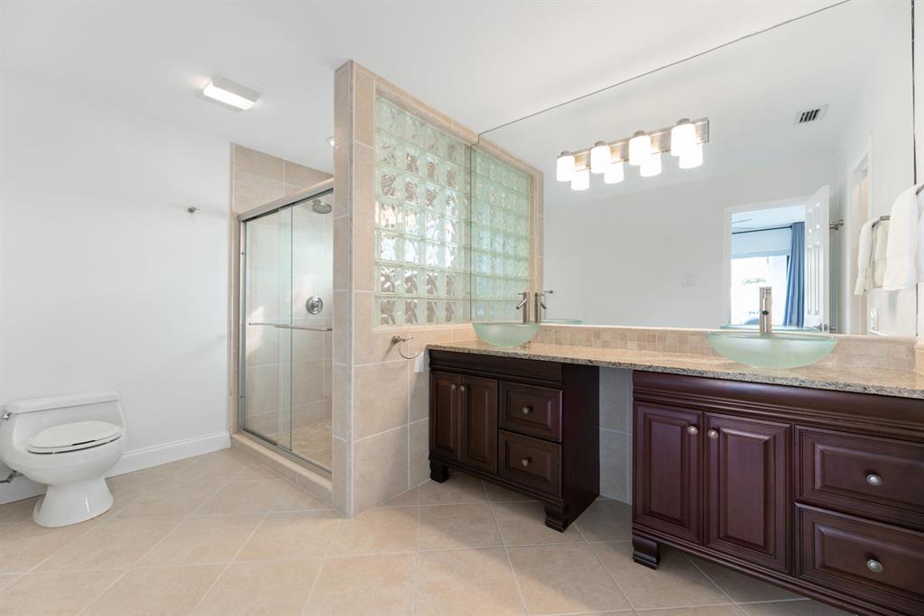 PALM BEACH POINT - Residential