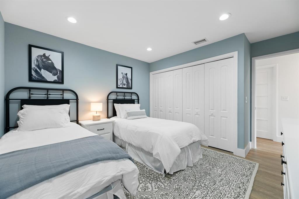 PALM BEACH POINT - Residential