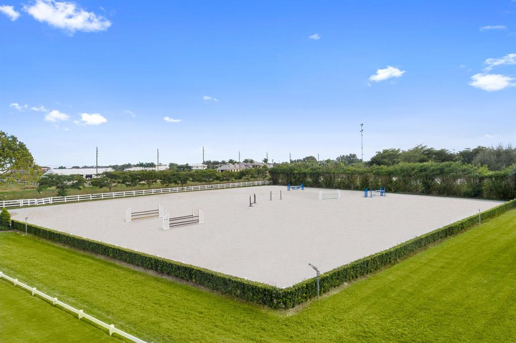 PALM BEACH POINT - Residential