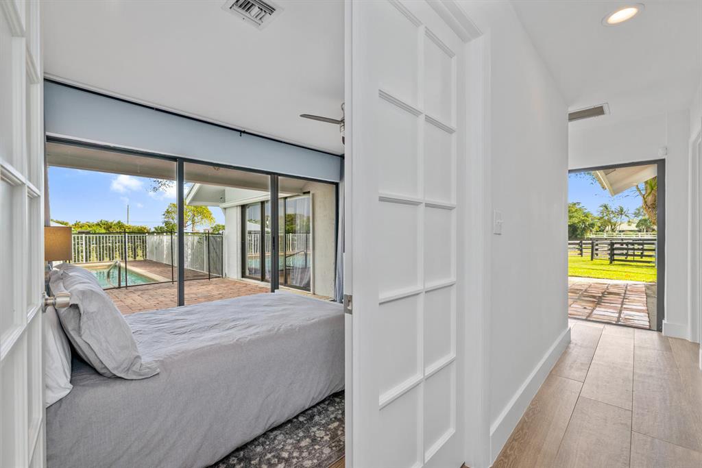 PALM BEACH POINT - Residential