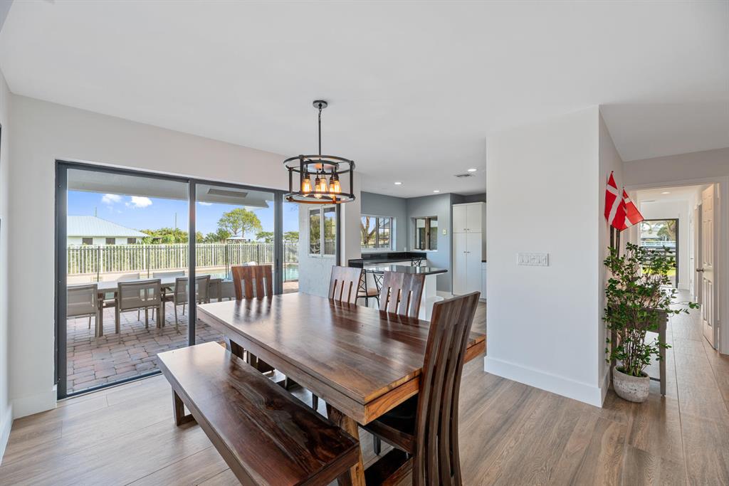 PALM BEACH POINT - Residential