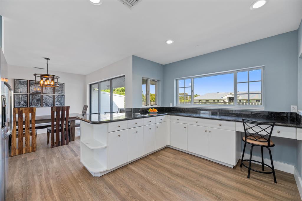 PALM BEACH POINT - Residential