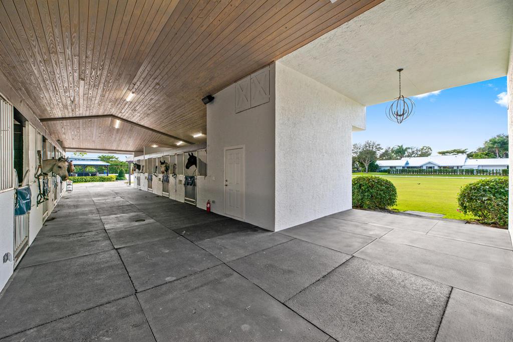 PALM BEACH POINT - Residential