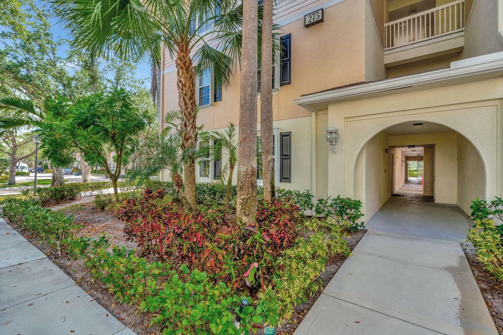 Photo of 275 Murcia Drive #102, Jupiter, FL 33458 (MLS # R11087267)