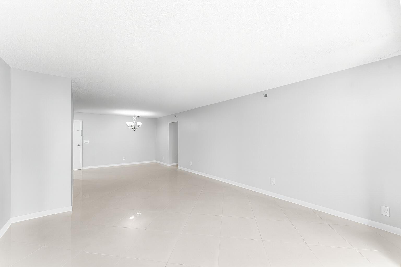 AMBASSADORS V NORTH CONDO - Residential Lease