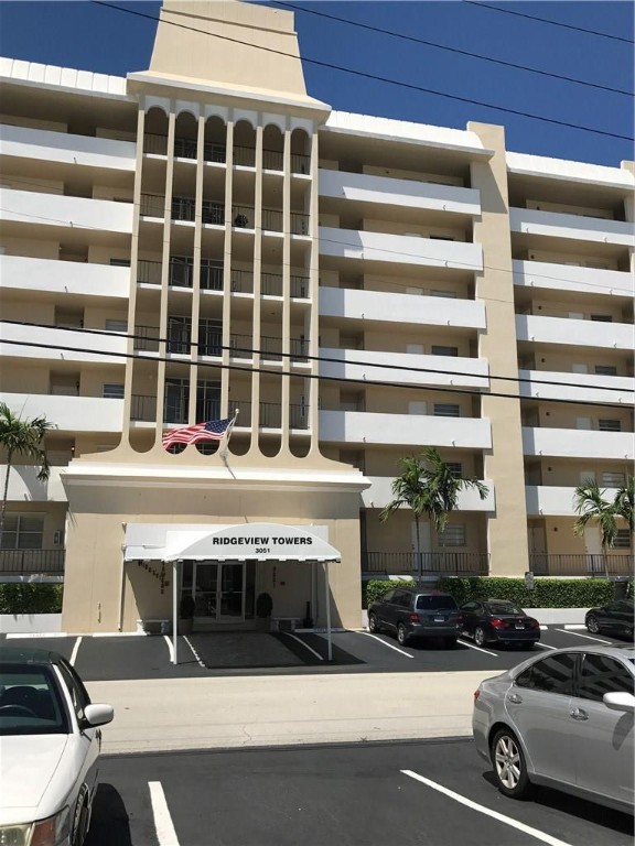 Ridgeview Towers - Residential