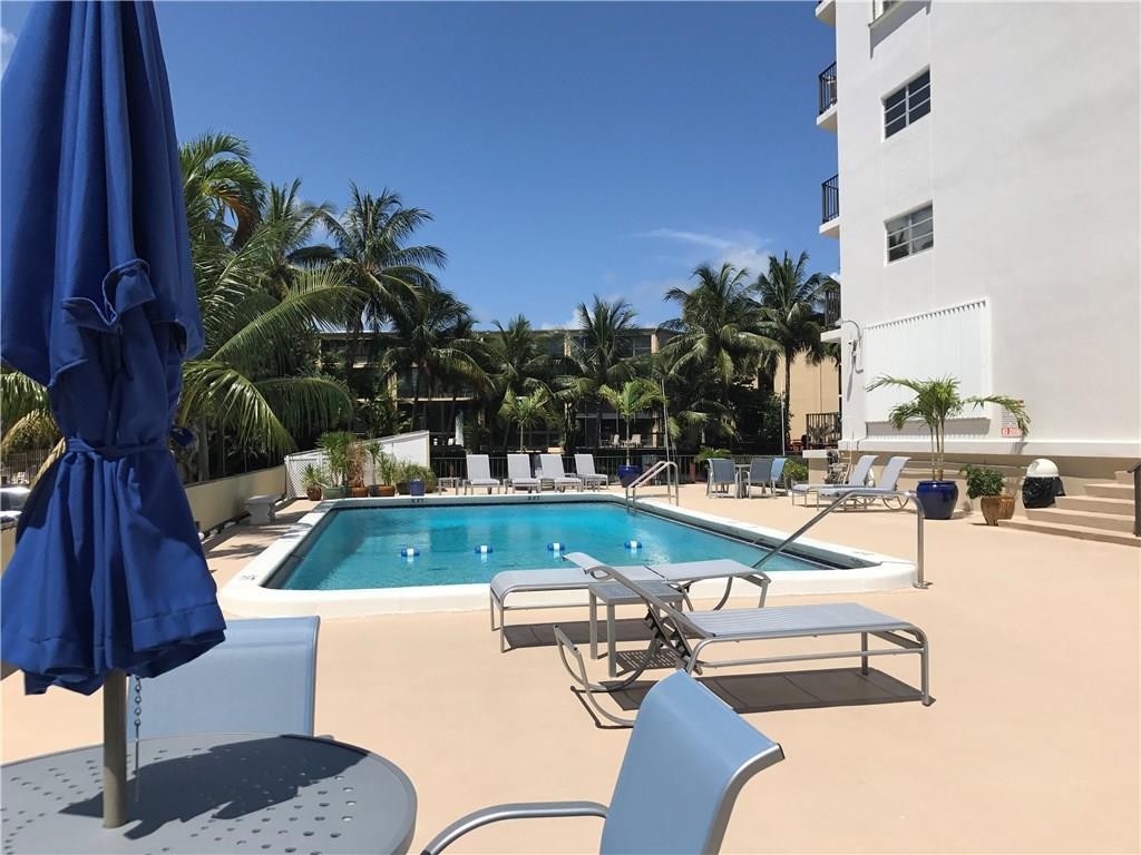 Ridgeview Towers - Residential