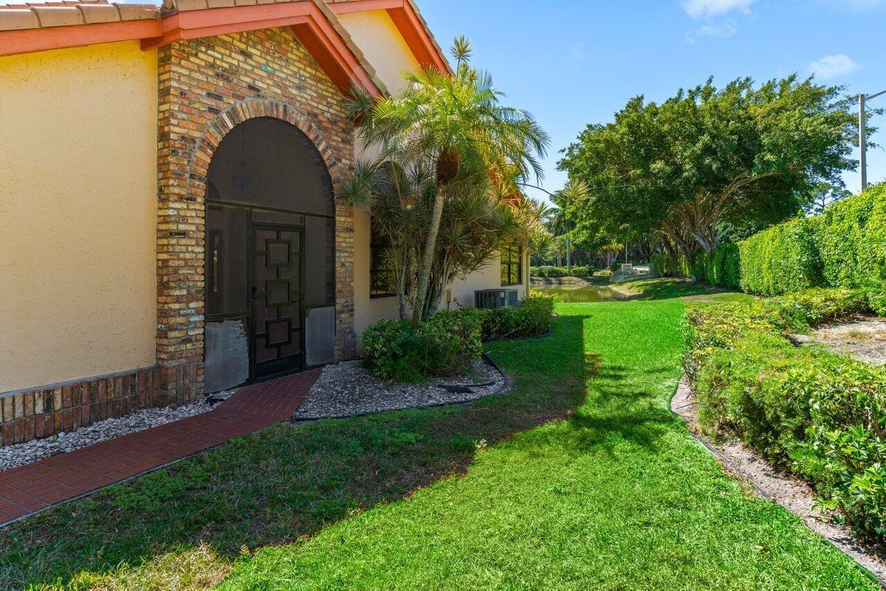 8369 Lords Place