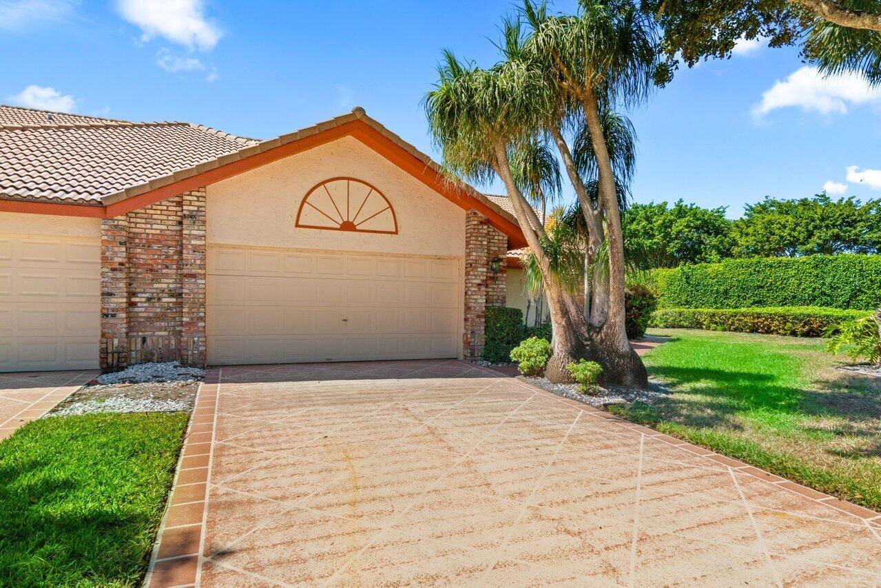 8369 Lords Place