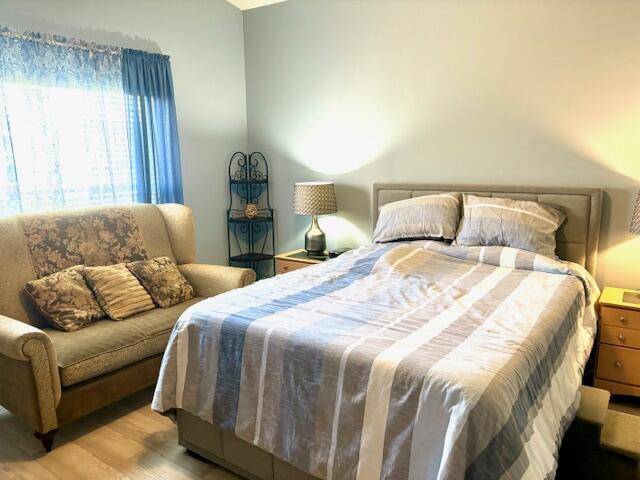 CASCADES AT ST LUCIE WEST PHASE 6 - Residential Lease