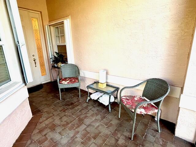 CASCADES AT ST LUCIE WEST PHASE 6 - Residential Lease