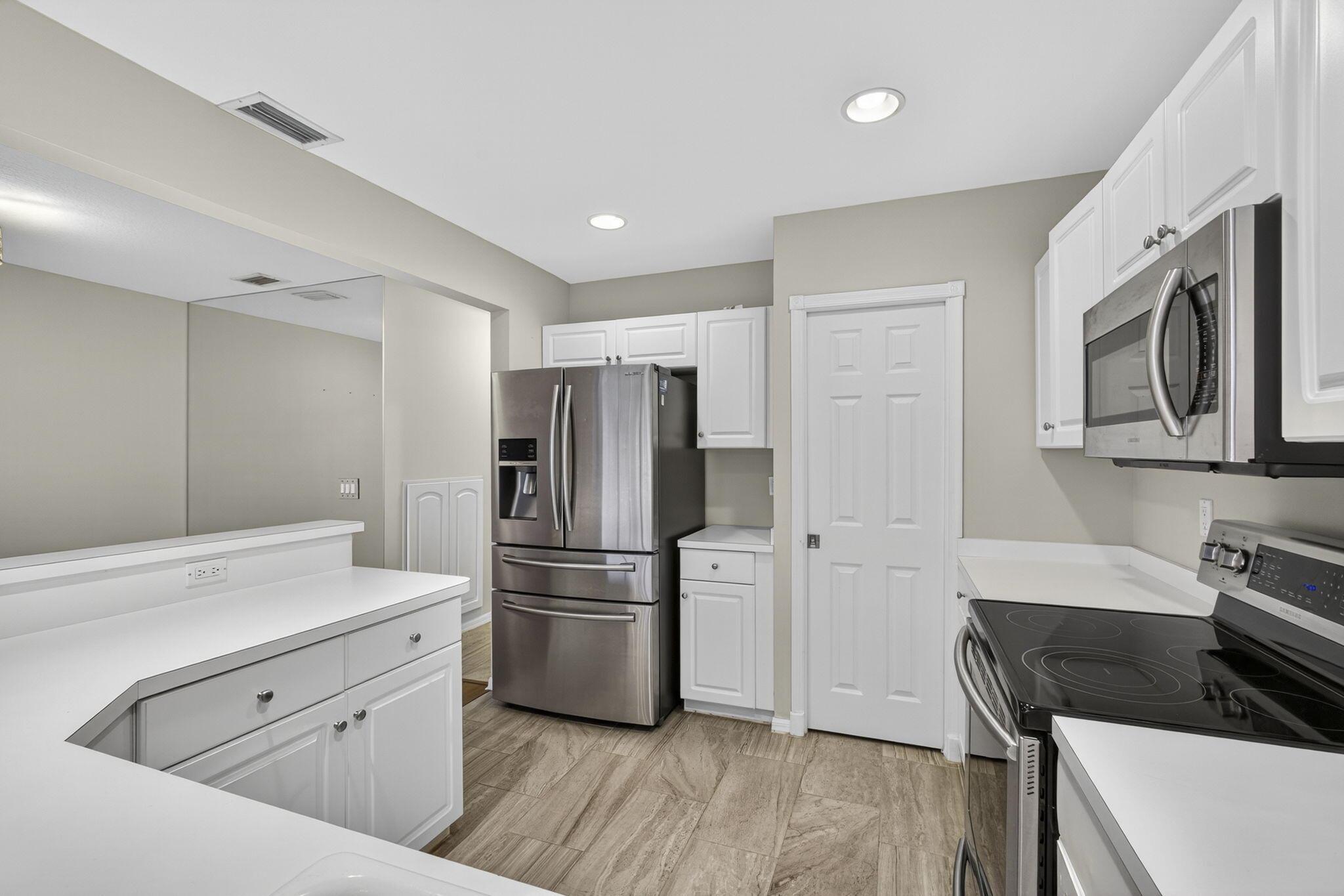 GOLF ESTATES VILLAS - Residential