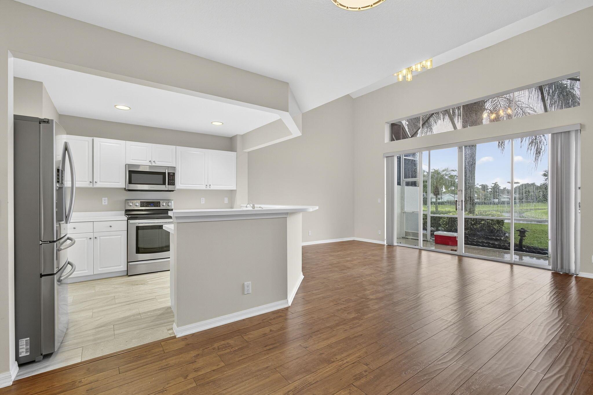 GOLF ESTATES VILLAS - Residential