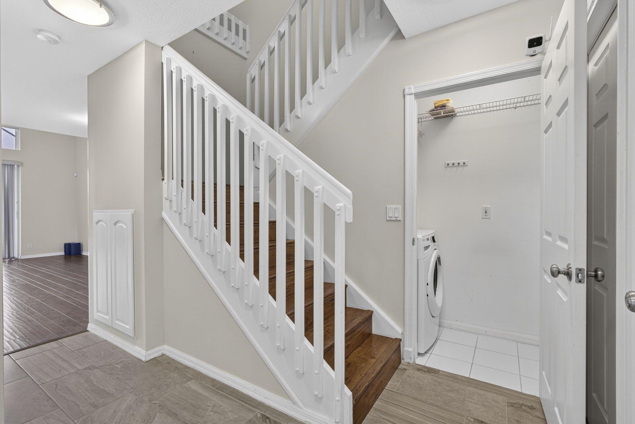 GOLF ESTATES VILLAS - Residential