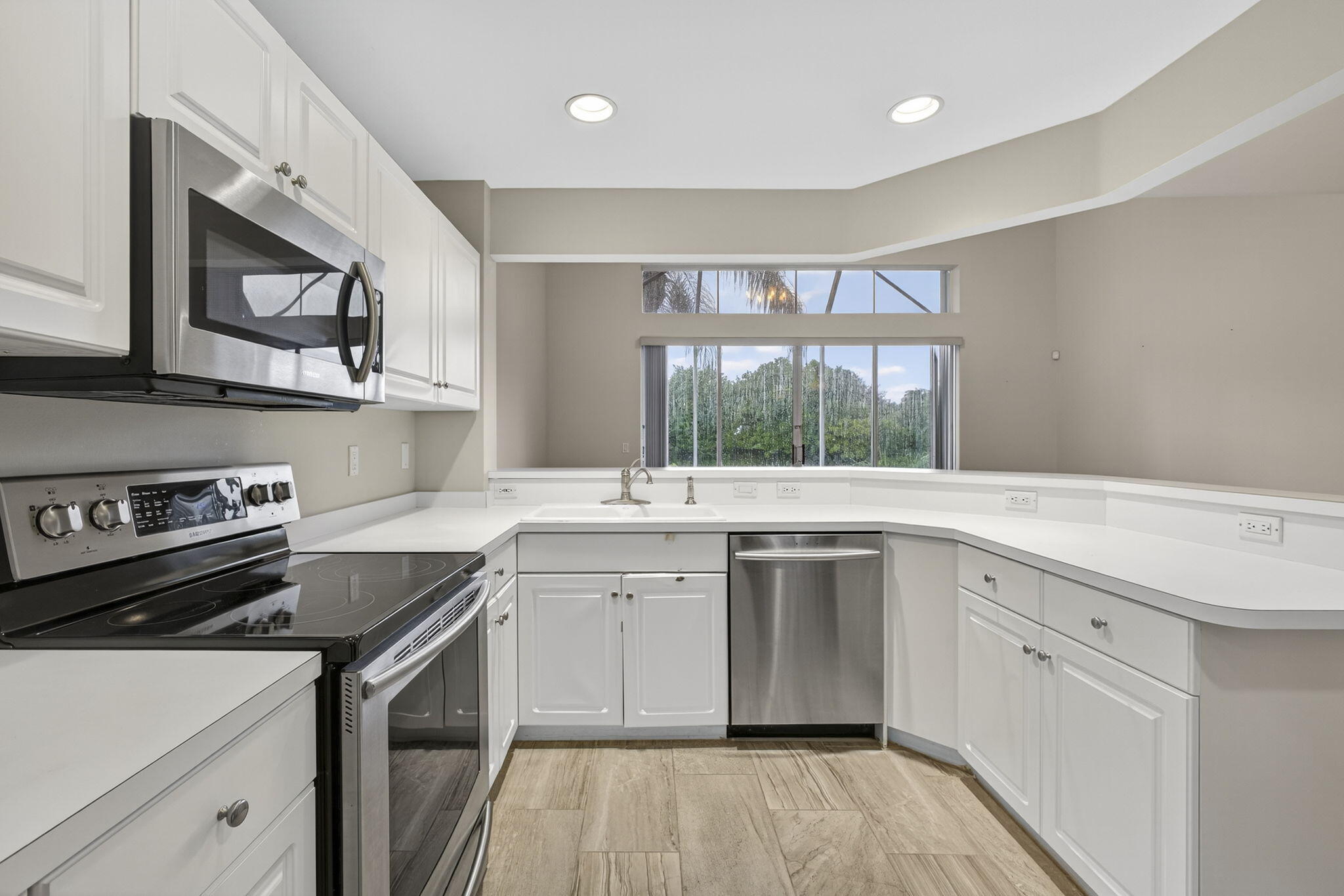 10129 N Military Trail