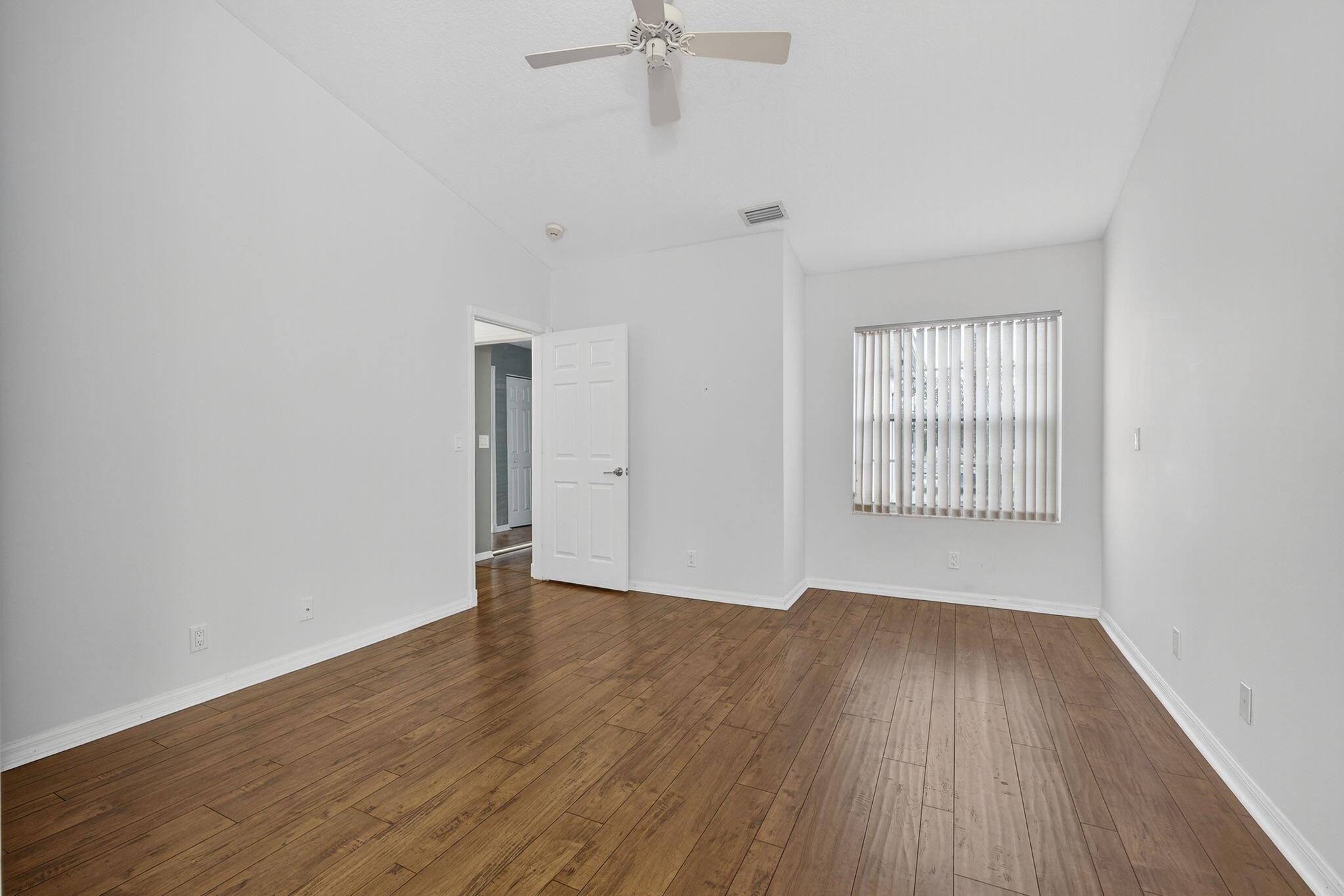 GOLF ESTATES VILLAS - Residential
