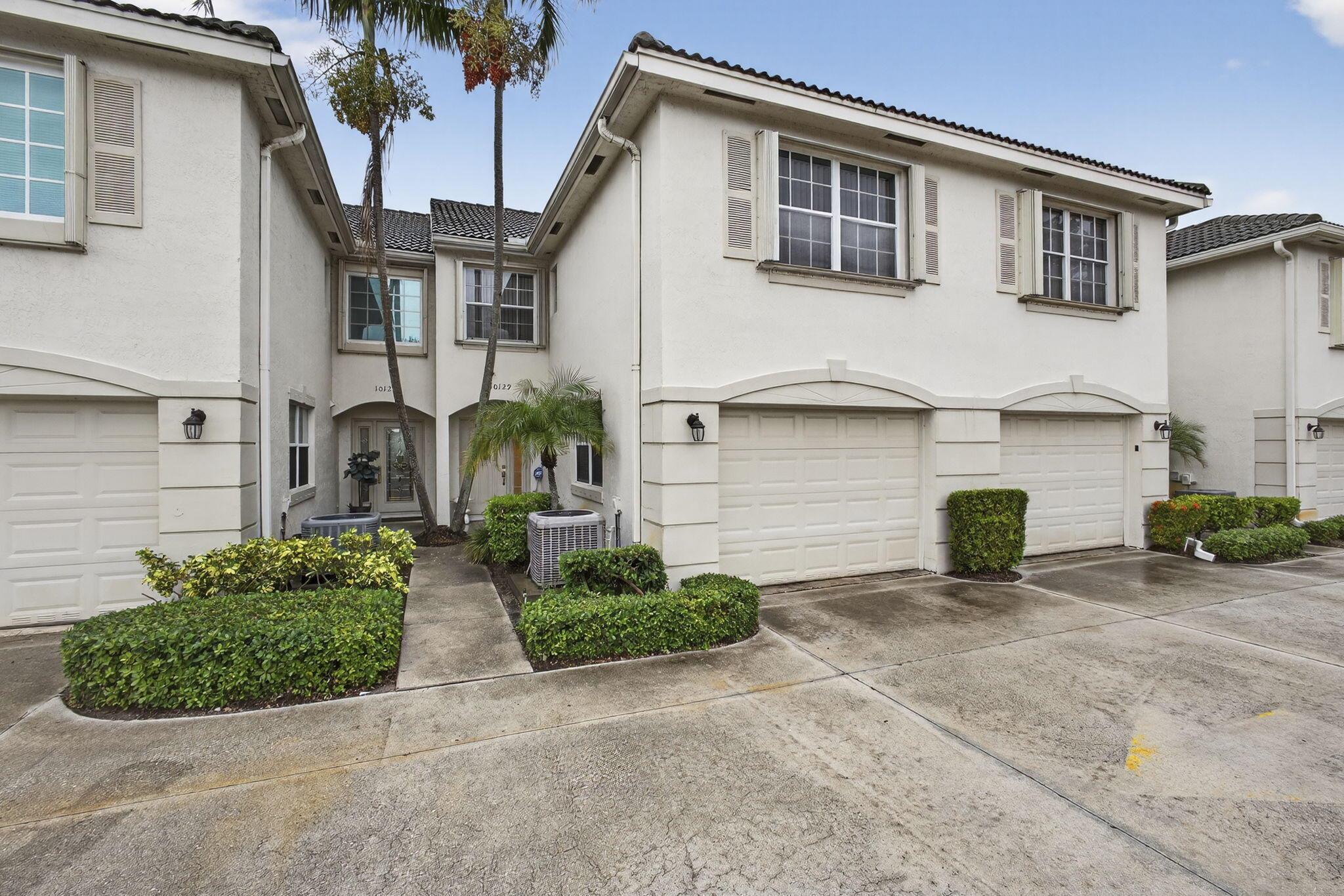 GOLF ESTATES VILLAS - Residential