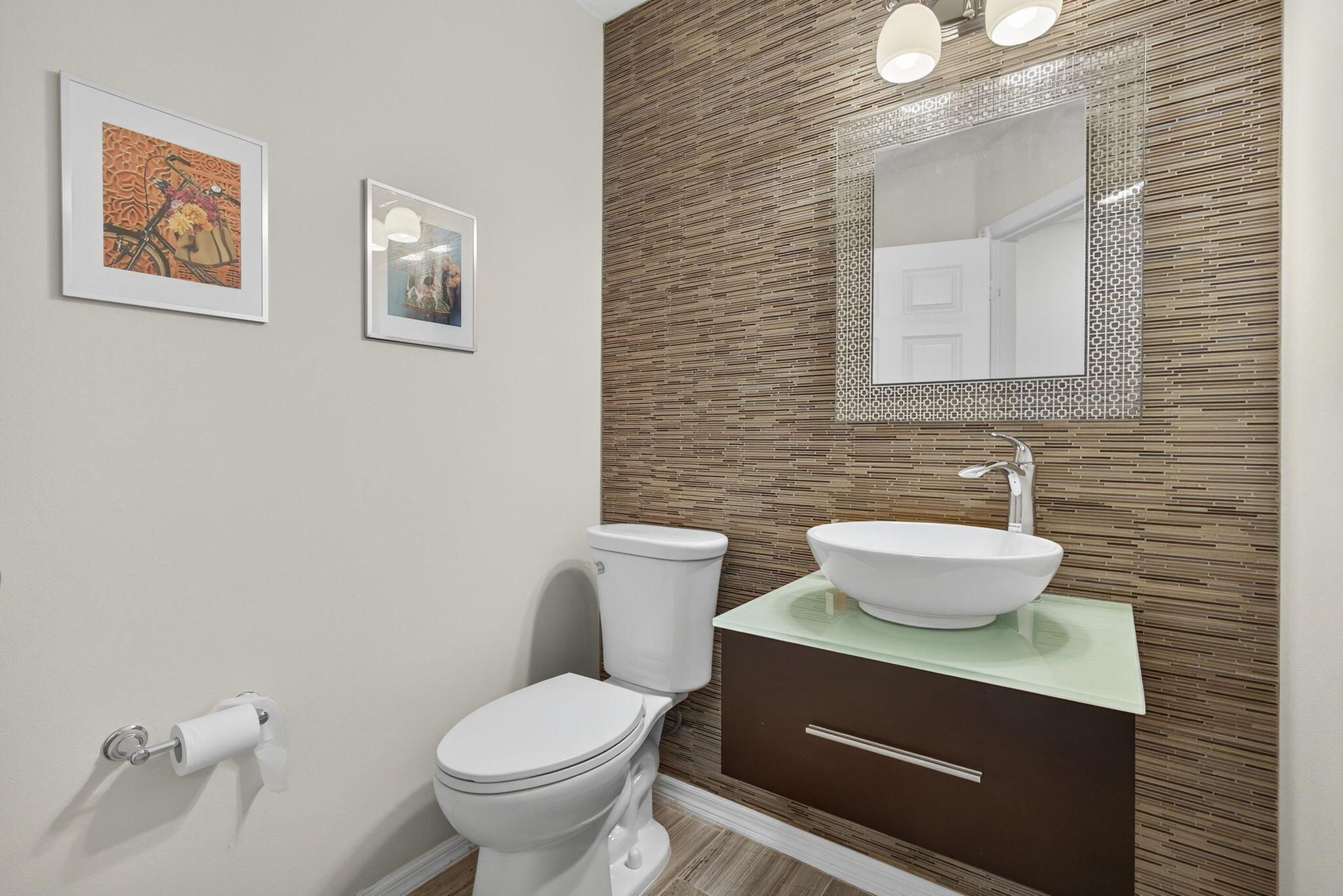 GOLF ESTATES VILLAS - Residential