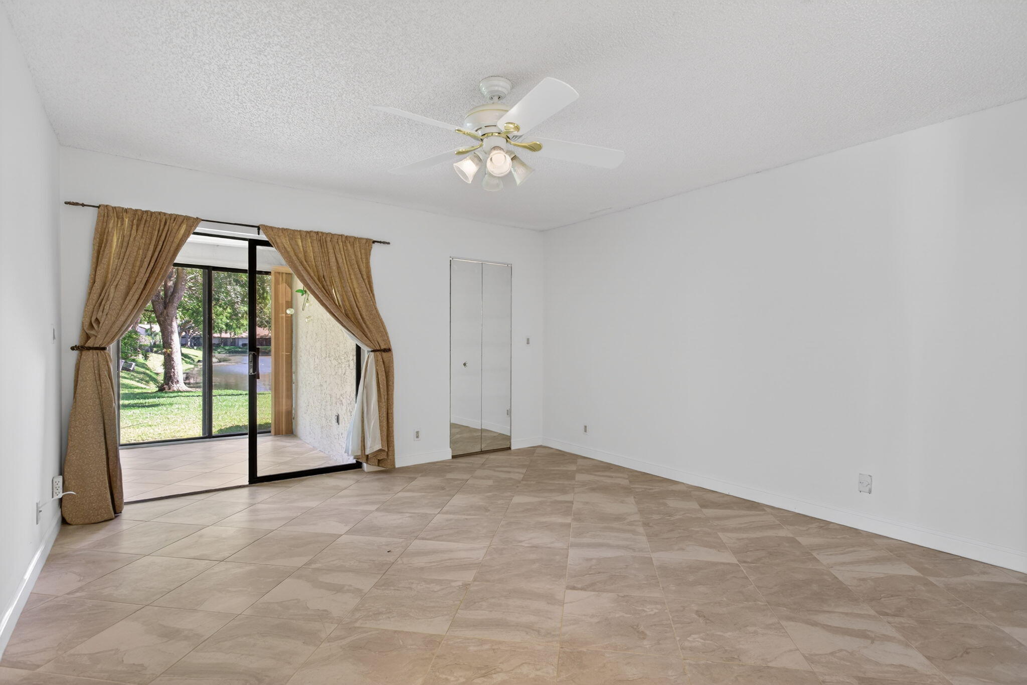 GINGER TREE - Residential