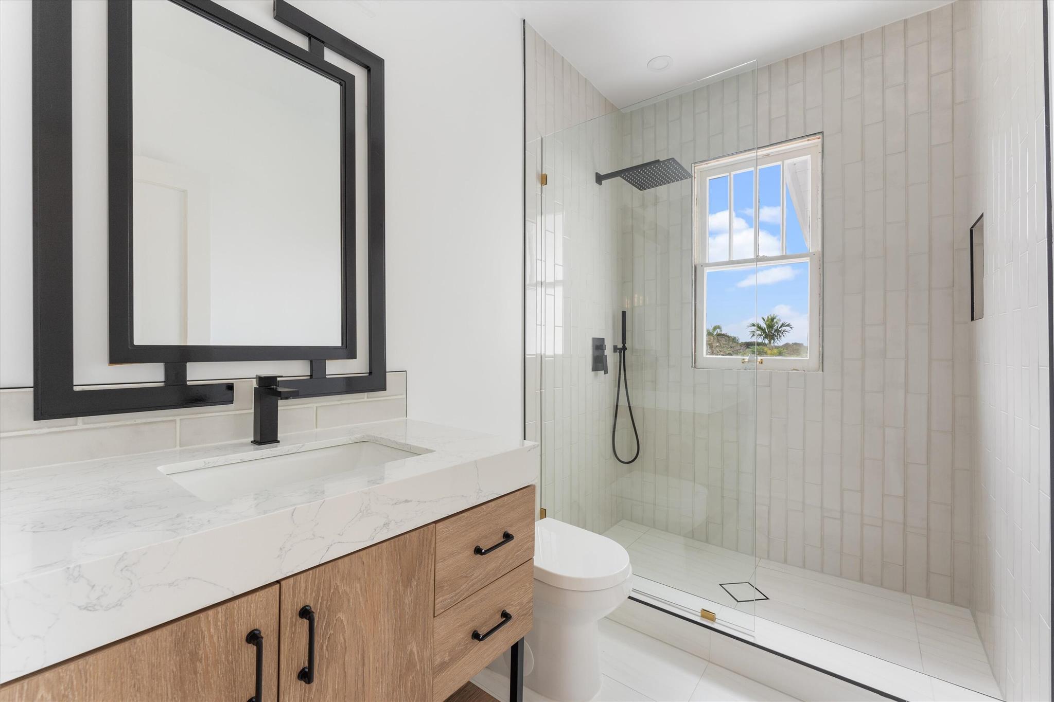 S/D OF 8-46-43 - Residential