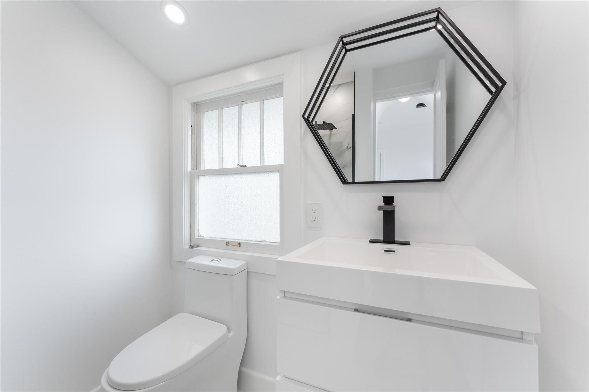 S/D OF 8-46-43 - Residential