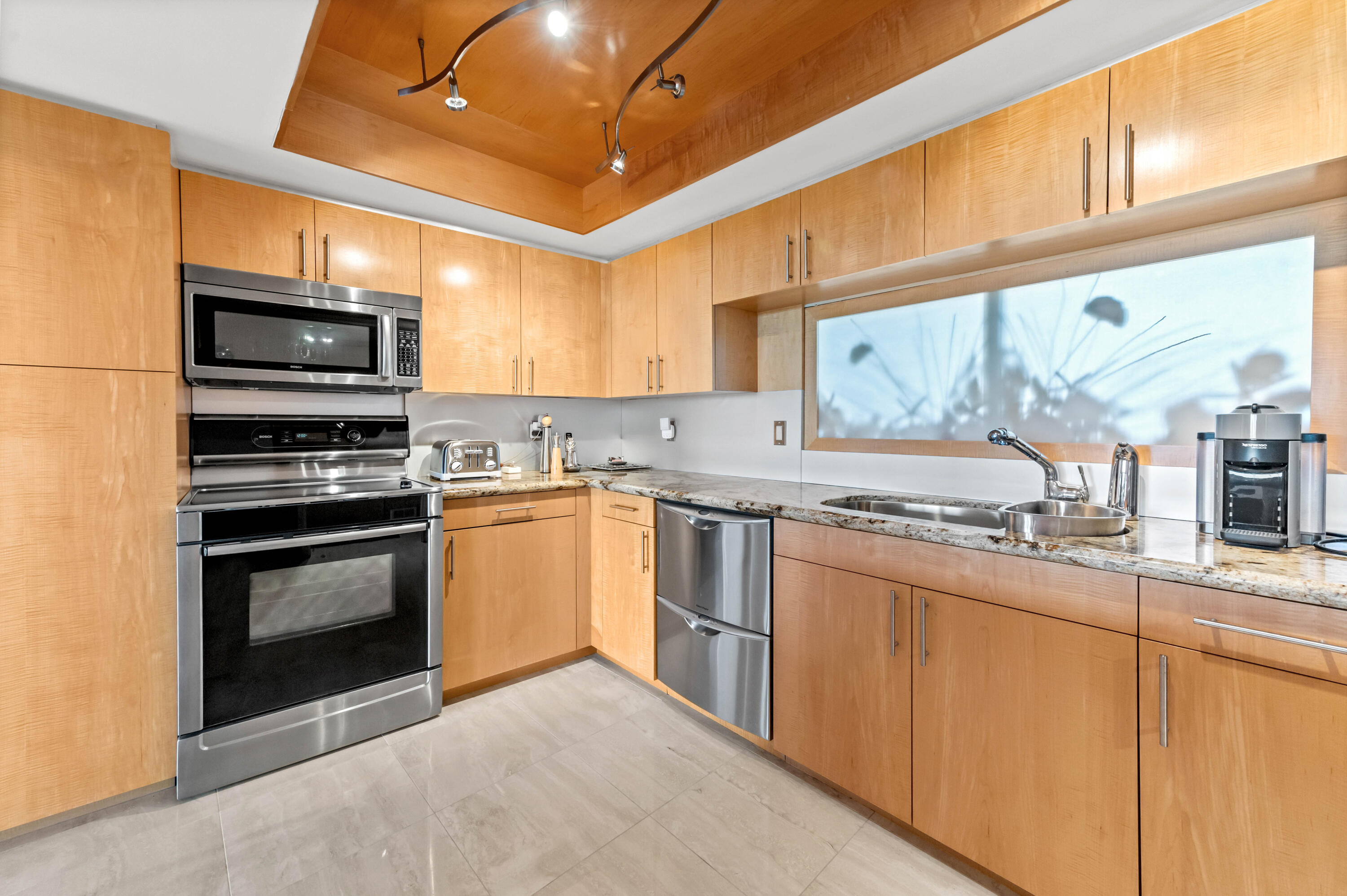 Lands of the President/The Envoy - Residential