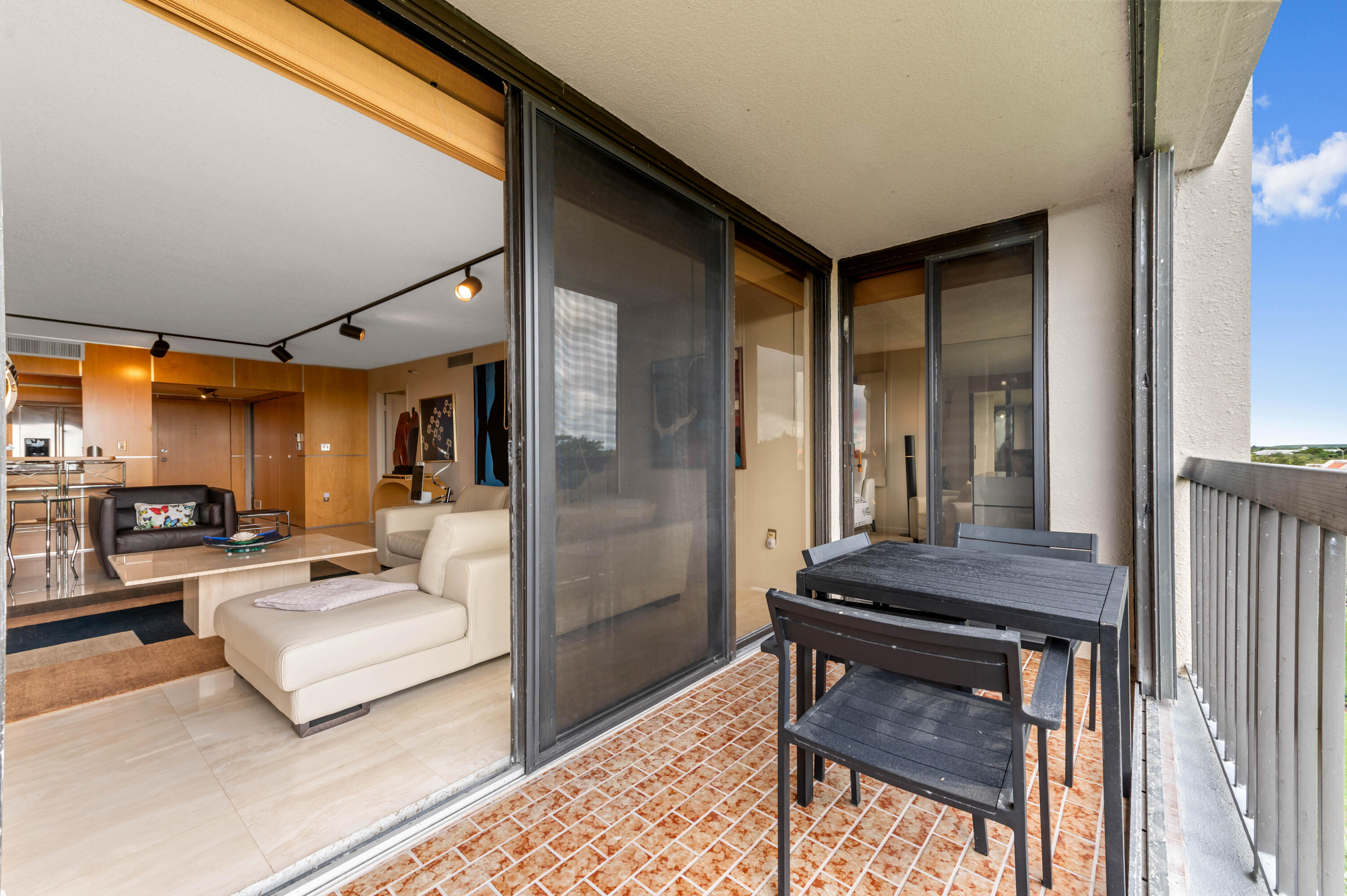 Lands of the President/The Envoy - Residential