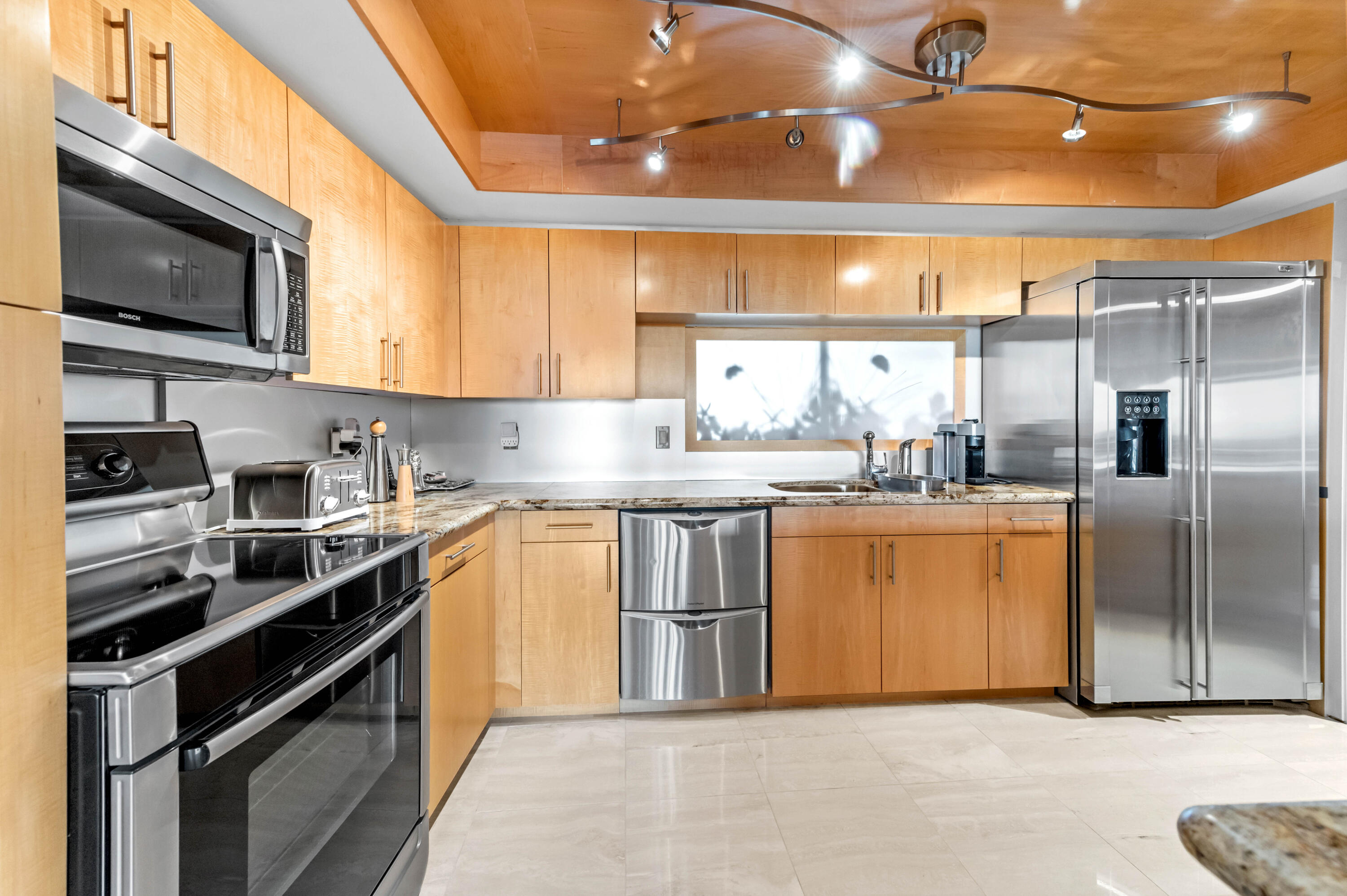 Lands of the President/The Envoy - Residential