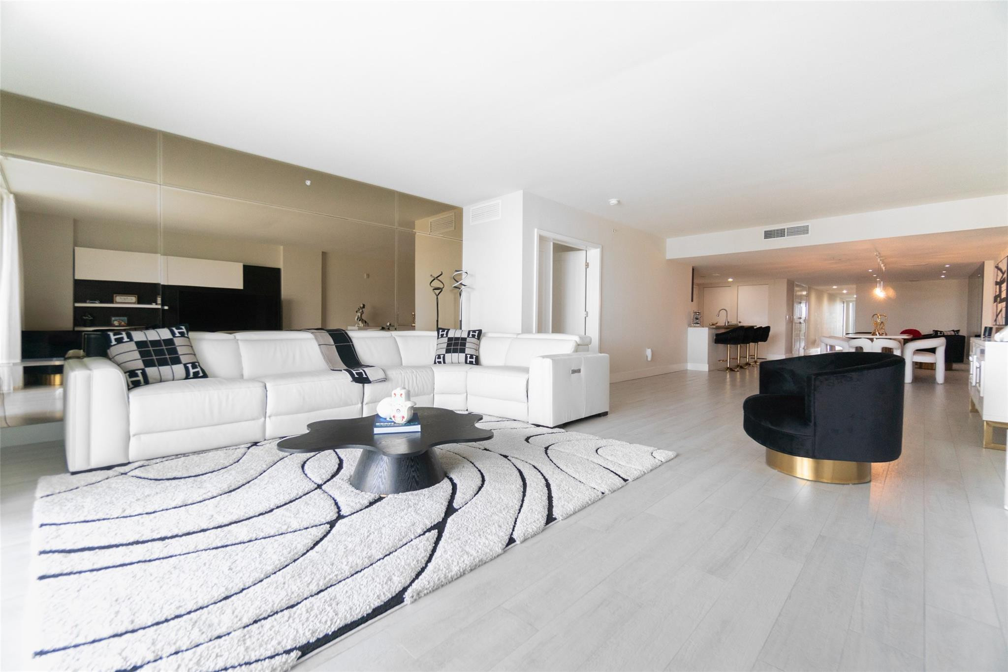 Riva Bay Harbor Cond - Residential