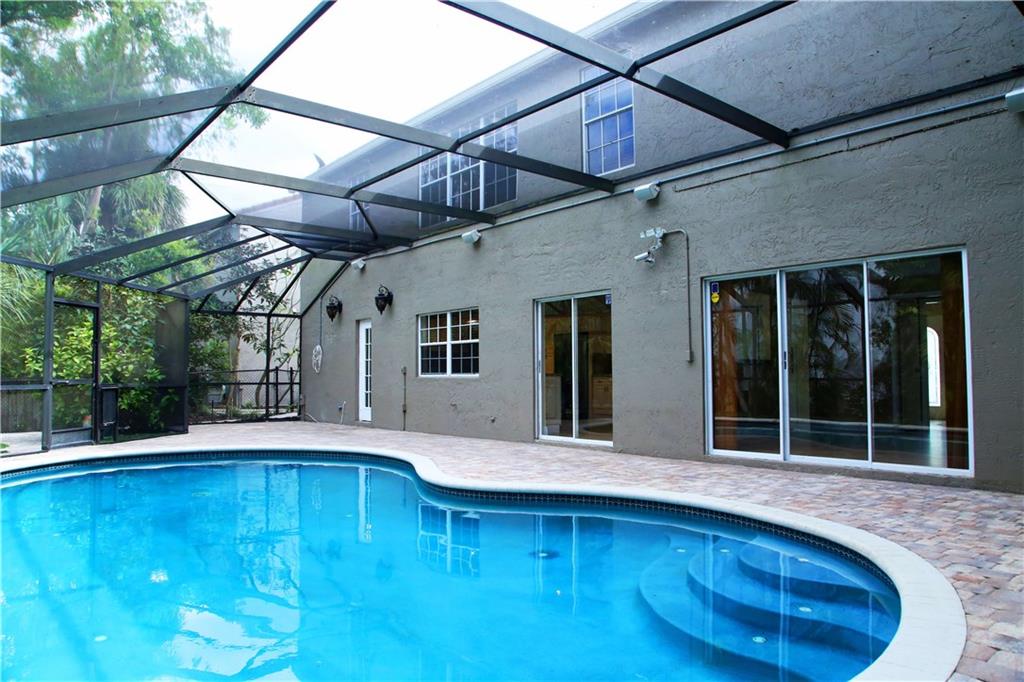Woodside Estates 127-10 B - Residential