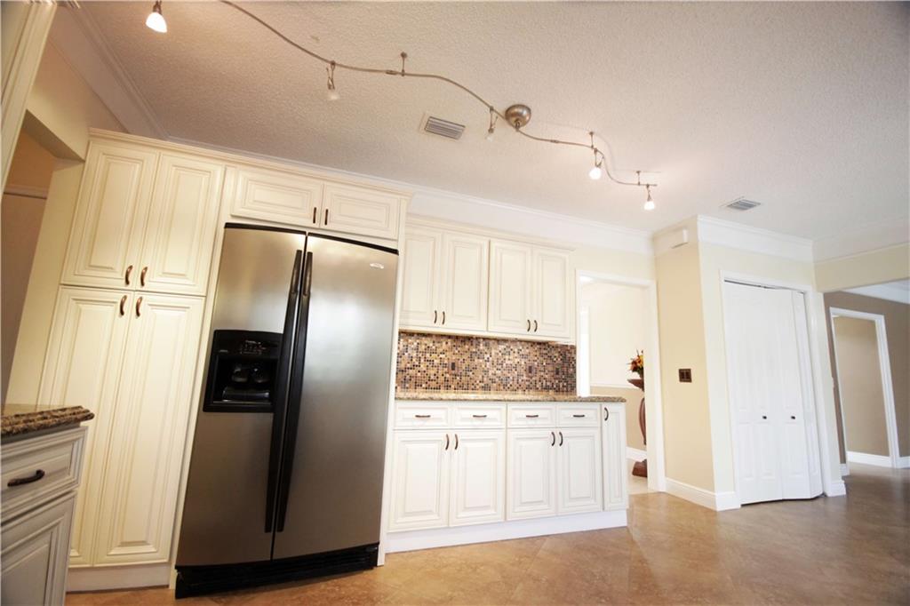 Woodside Estates 127-10 B - Residential