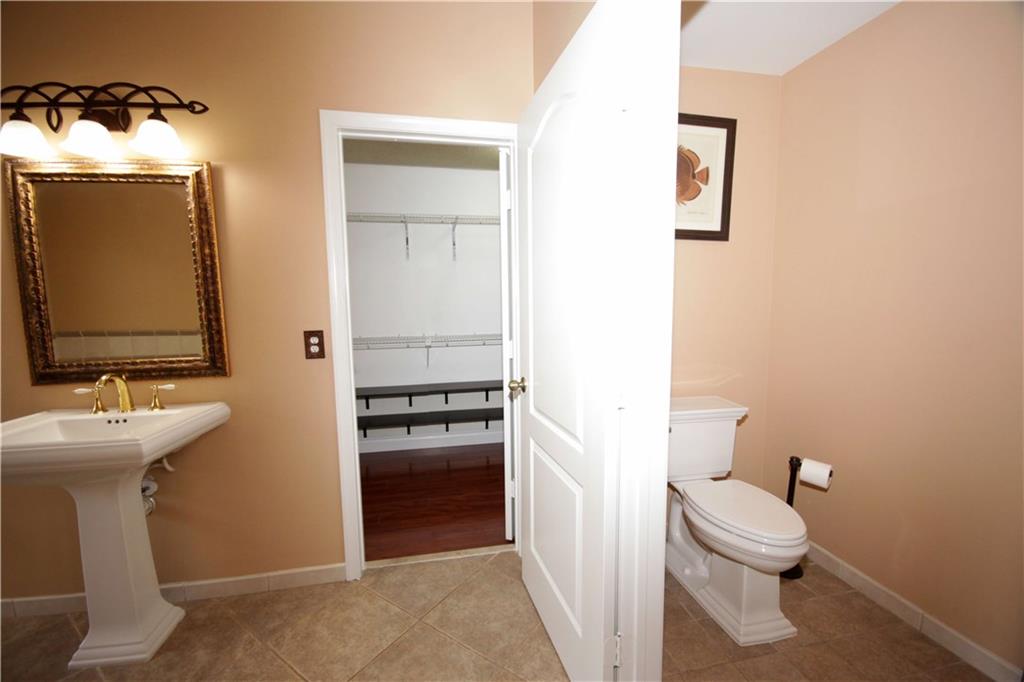 Woodside Estates 127-10 B - Residential