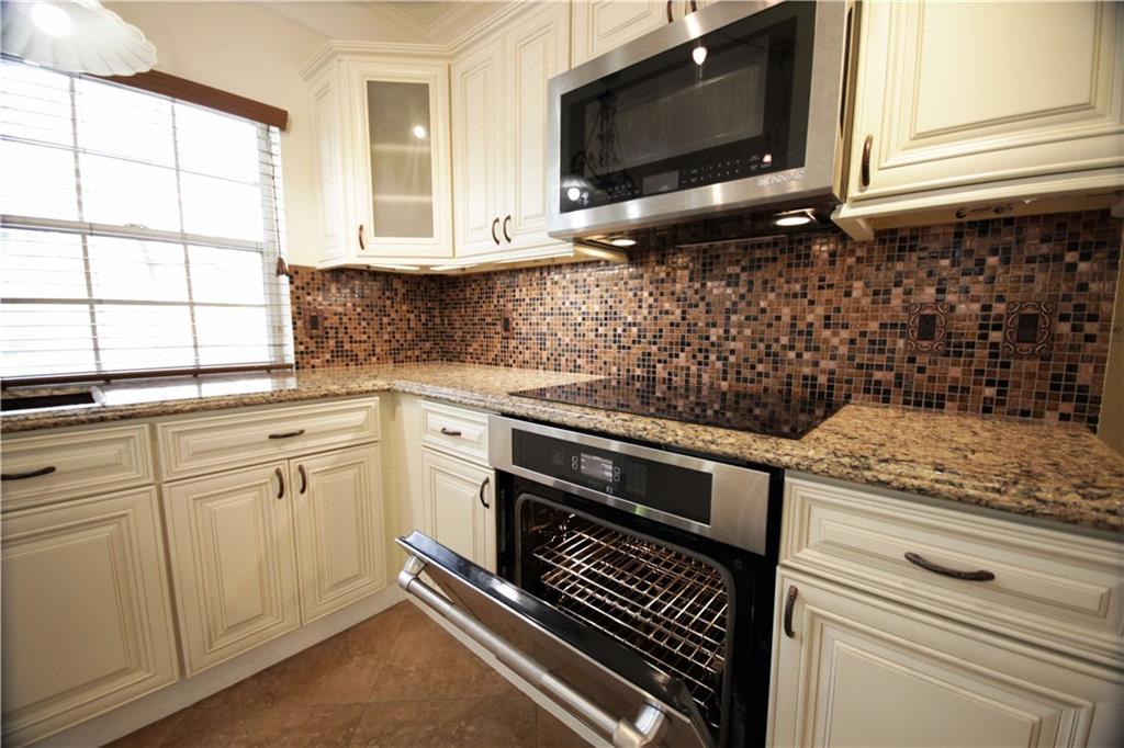 Woodside Estates 127-10 B - Residential