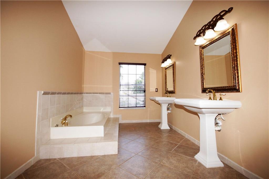 Woodside Estates 127-10 B - Residential