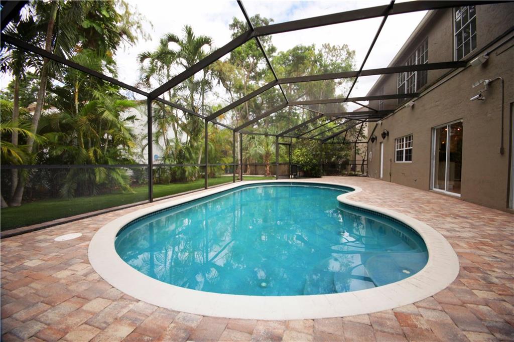 Woodside Estates 127-10 B - Residential