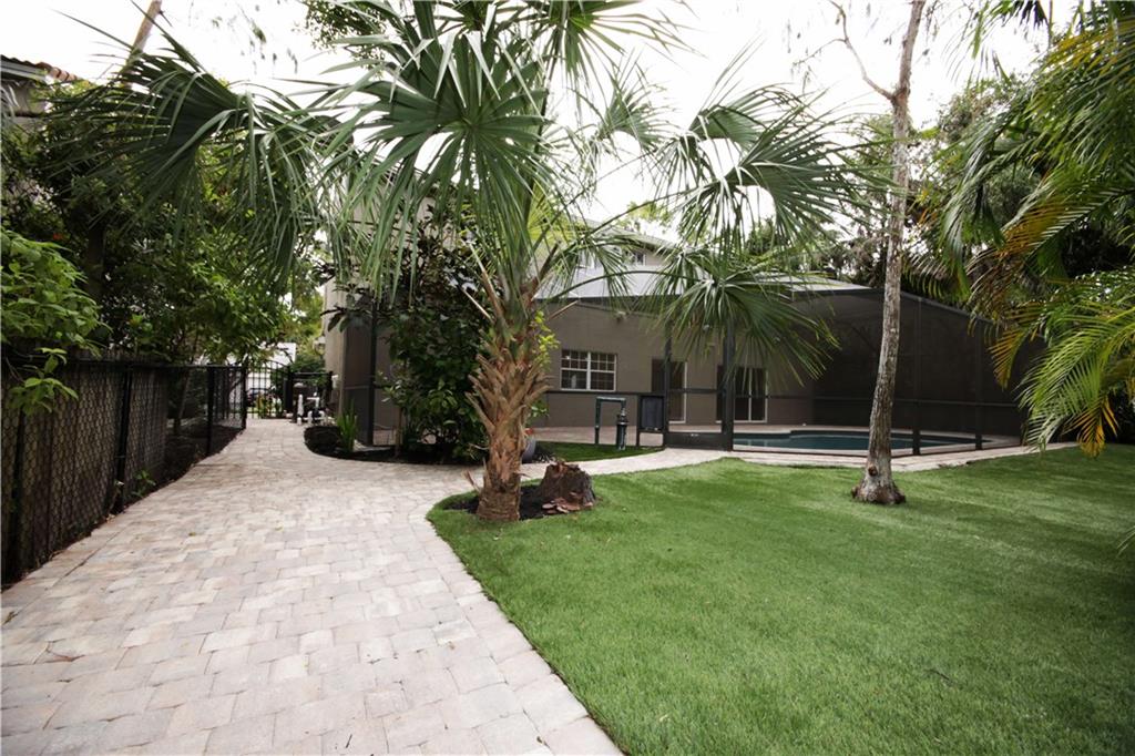 Woodside Estates 127-10 B - Residential