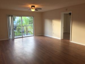 GRANDVIEW AT CRESTWOOD - Residential Lease