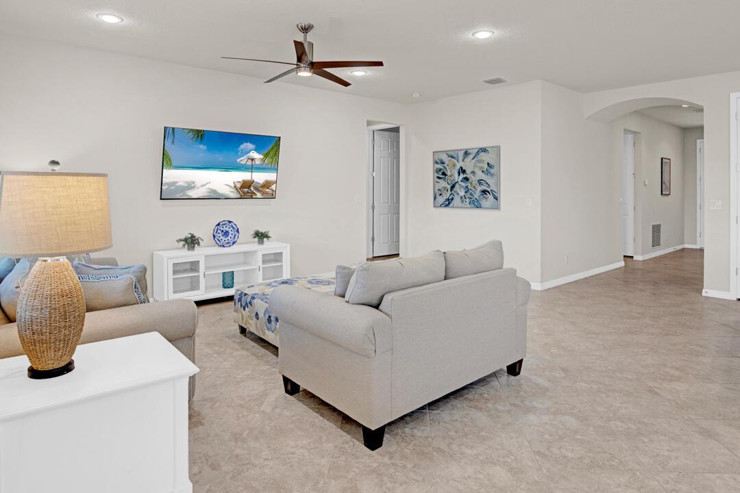 VERANDA GARDENS - Residential