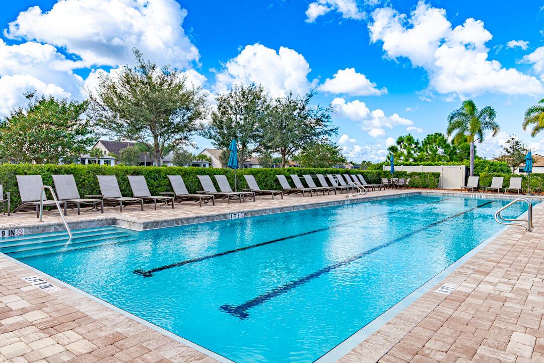 VERANDA GARDENS - Residential