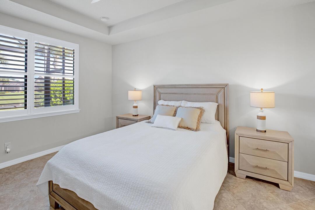 VERANDA GARDENS - Residential