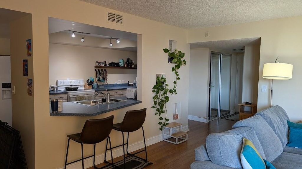 Photo of 450 Egret Circle #9309, Delray Beach, FL 33444 (MLS # R11101117)