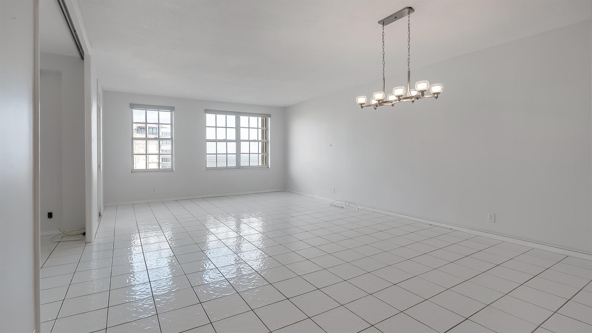 LA BONNE VIE CONDO - Residential