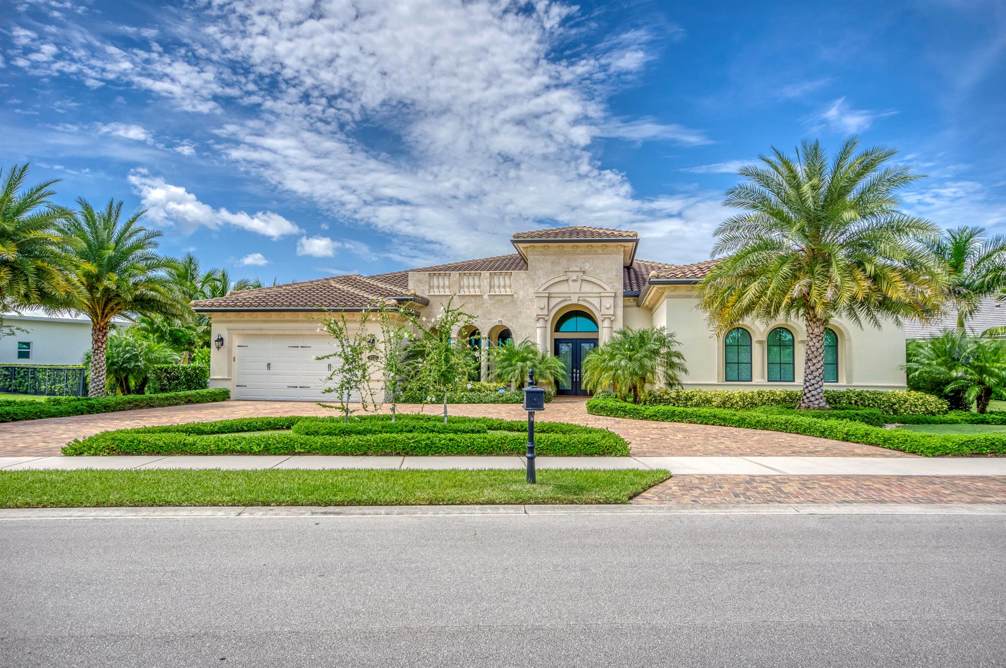 Prado, Pennock Preserve - Residential