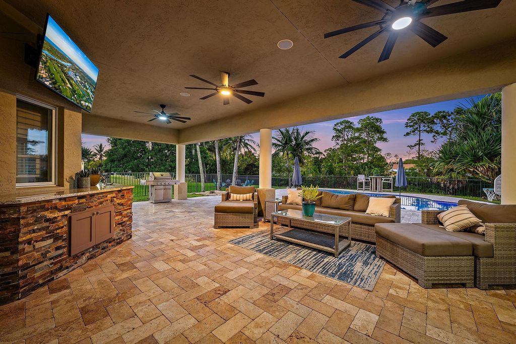 Photo of 15847 86th Road N, Loxahatchee, FL 33470 (MLS # R11132641)