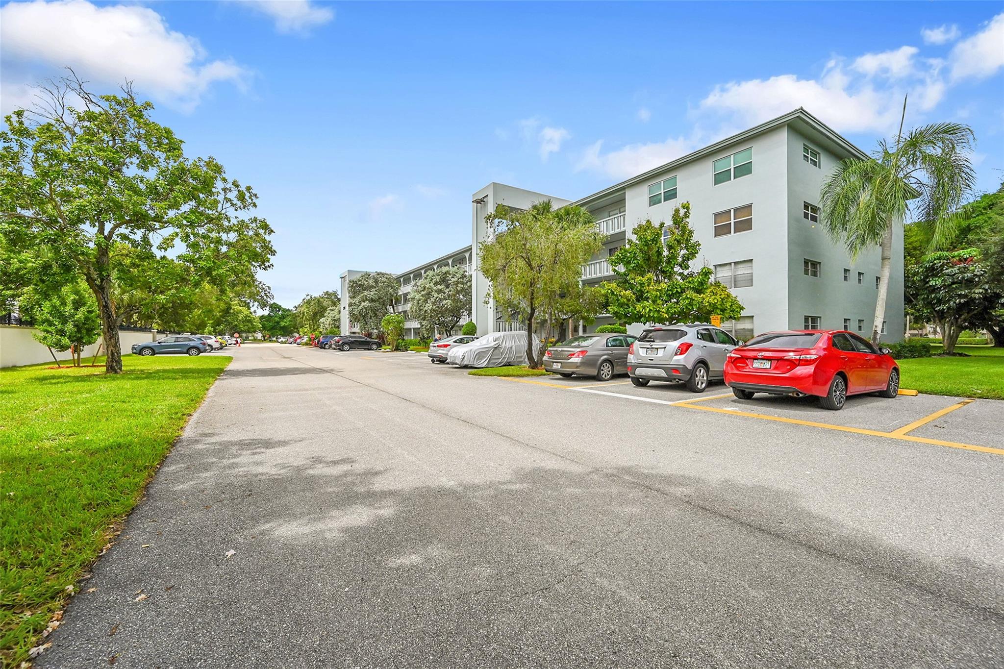 WYNMOOR VILLAGE - Residential