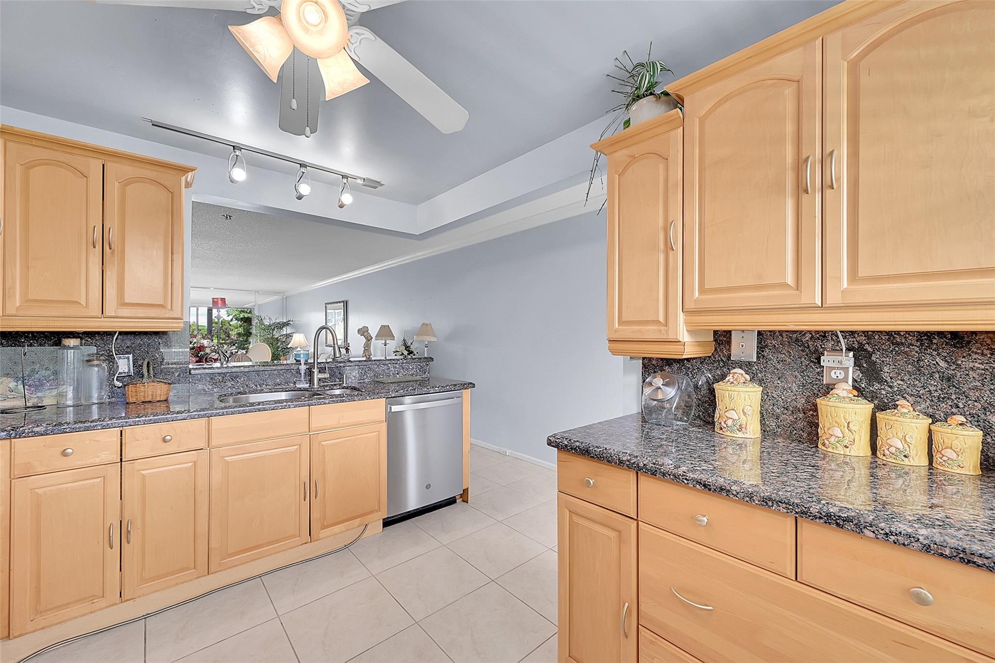 WYNMOOR VILLAGE - Residential