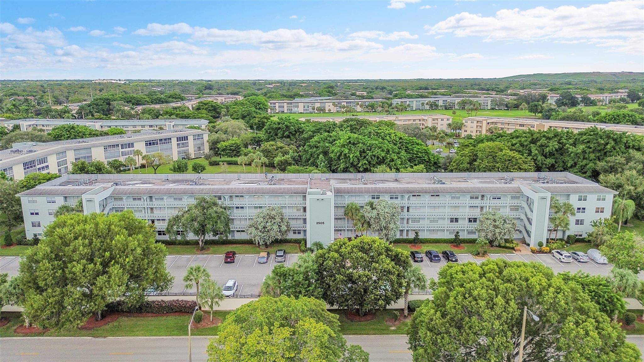 WYNMOOR VILLAGE - Residential