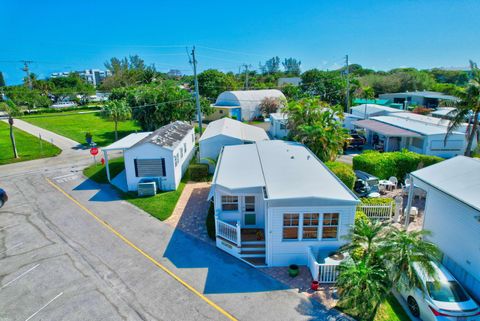 A home in Briny Breezes