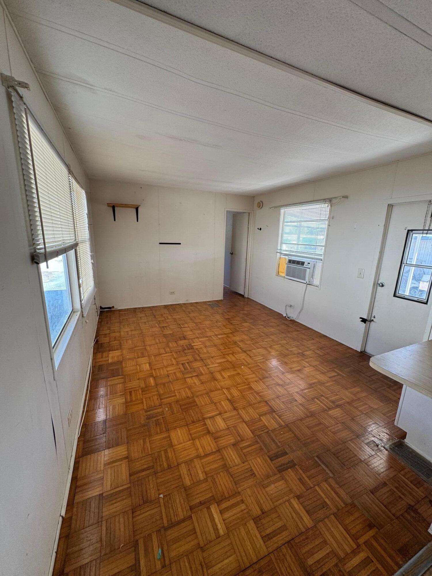 RIDGEWAY - Residential